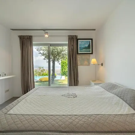 5Br Villa With Private Pool And Aegean Views *